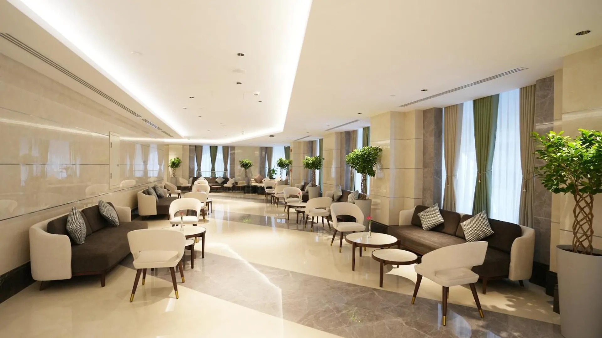Peninsula Worth Hotel Medina