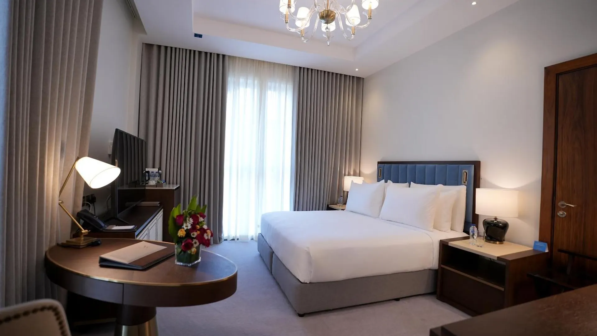 Peninsula Worth Hotel Medina